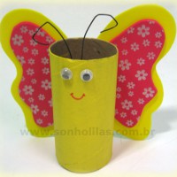 Bichinhos com tubos de papelão