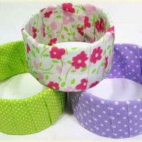Pulseiras de caixinha de leite e tecido