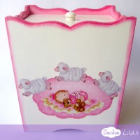 Lixeirinha para quarto de bebê